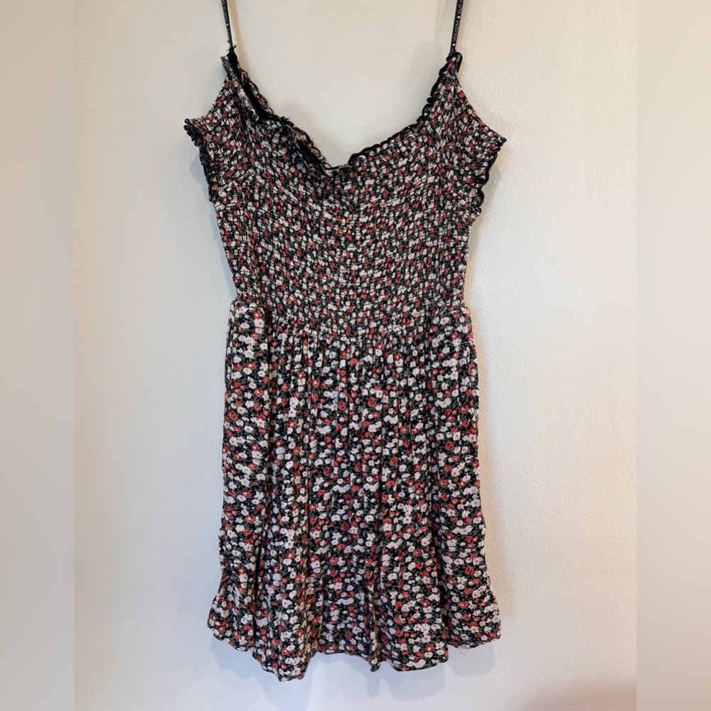 Floral girls Volcom strapy dress size 7/8 near new condition